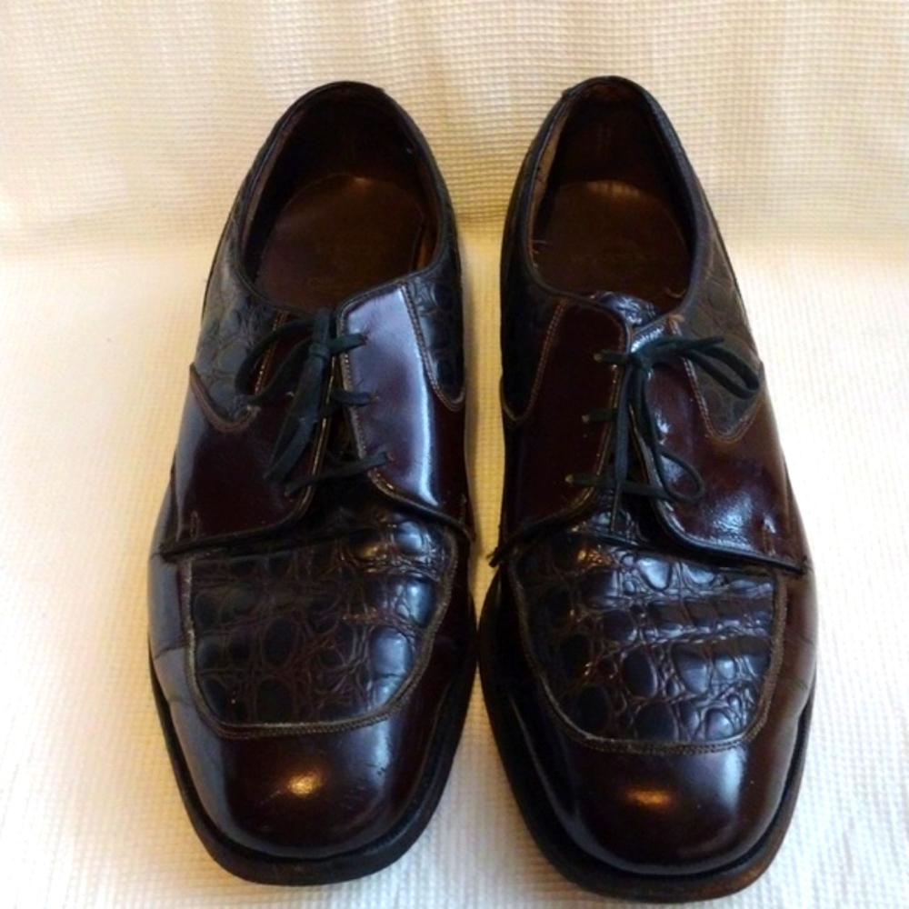 Hy-Test,Safety ,men's,size 9-1/2,alligator/leather, brown dress shoe.
